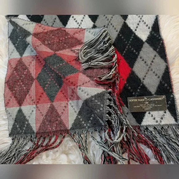 D&Y Softer Than Cashmere Scarf Red Black White Gray Minimalist Plaid ((unisex)) - Picture 5 of 5
